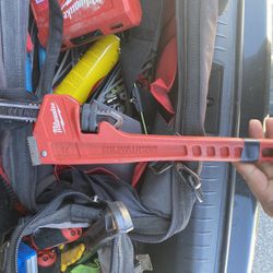 Milwaukee Pipe Wrench 