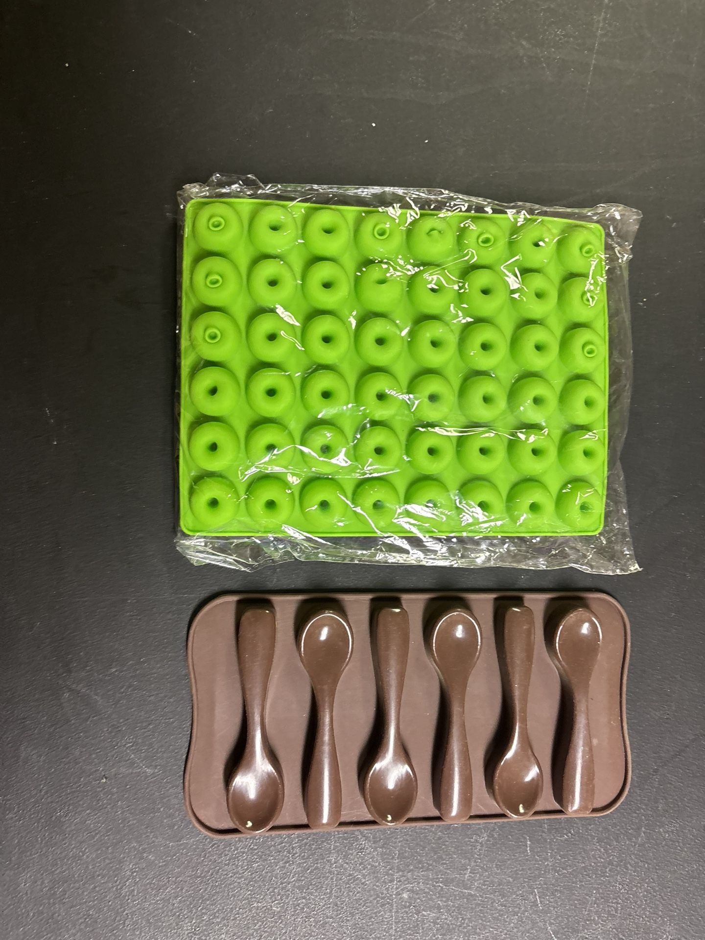 Do you make cereal, candles perfect molds two trays for cereal one tray for spoons