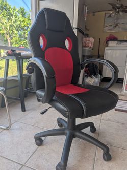 Game chair