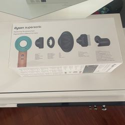 Dyson Supersonic Hairdryer 