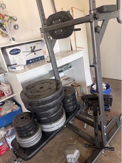 Weigh bench, bar and plates