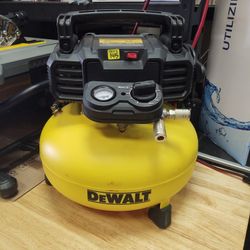 Dewalt 6 Gal Compressor 165 Psi