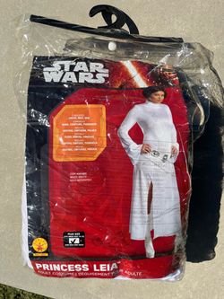 Princess Leia costume