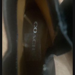 COACH  brand boots 6.5 black leather with suede are in excellent condition you can see the photos