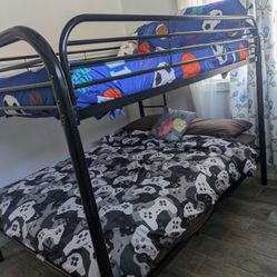 Full size bunk bed 