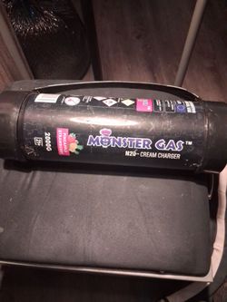 Monster gas 2000 grams strawberry pineapple flavored