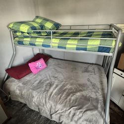 Full / Queen Bunk Bed 