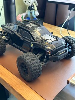 Rrlaarlo Rog1 and Omni Terminator RC Cars
