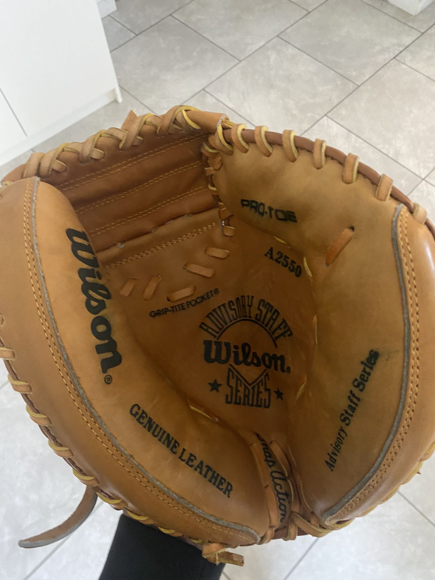 wilson catcher glove pretty much new still needs to break in