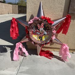 Minnie Mouse 3D Star Pinata