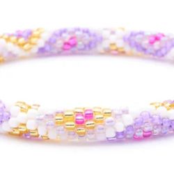 Lavender Kiss Bracelet
Purple / White / Champagne Gold / Fuchsia