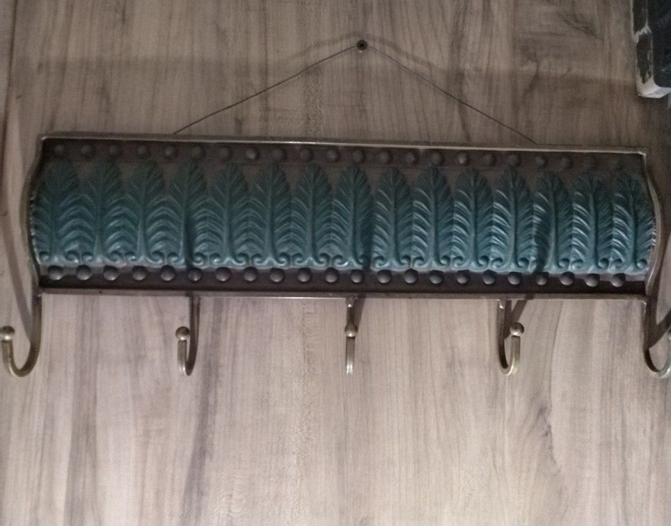Towel Rack / Key Rack