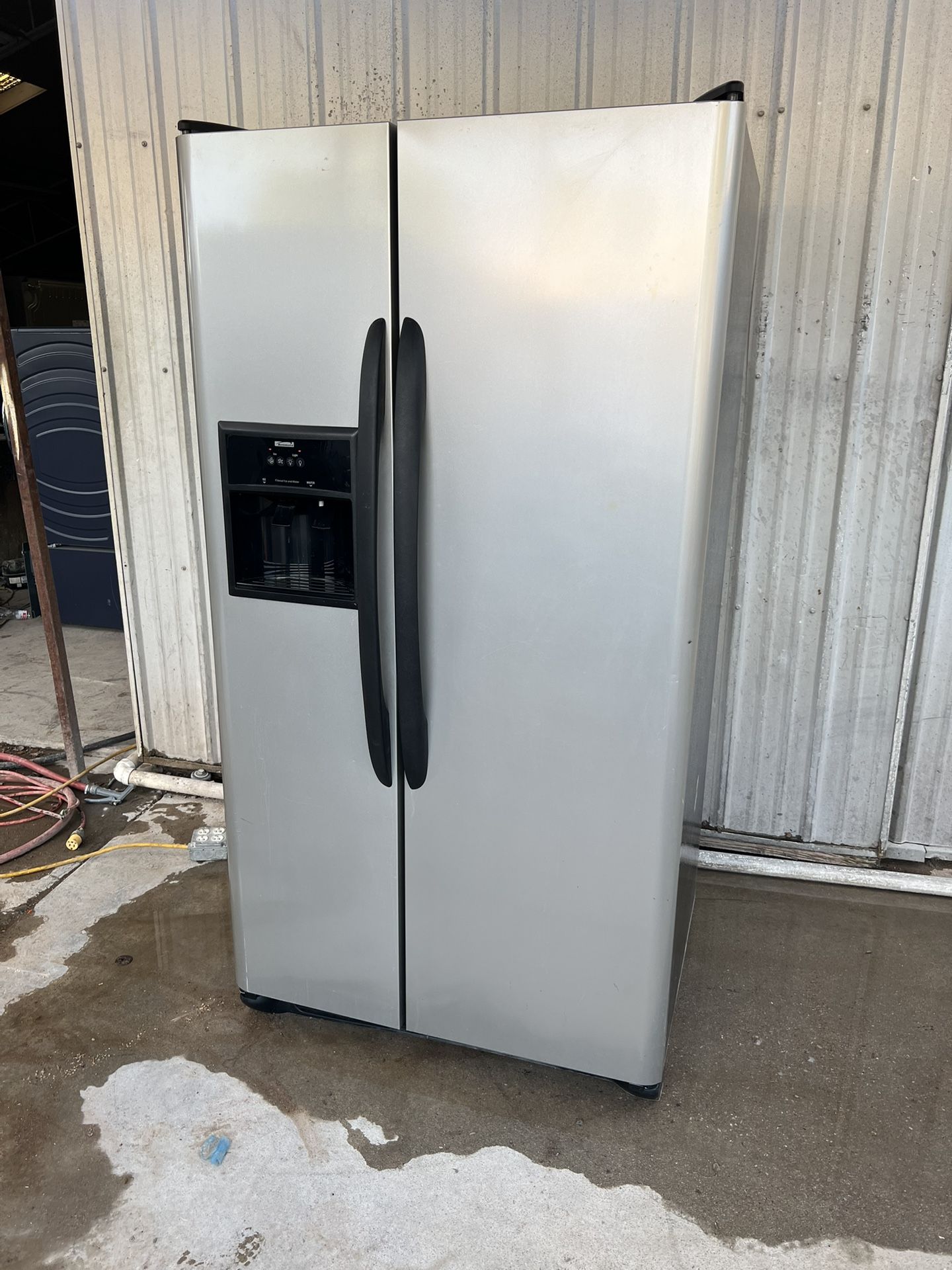 KENMORE REFRIGERATOR
