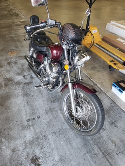 2003 Zhong Burgundy Color