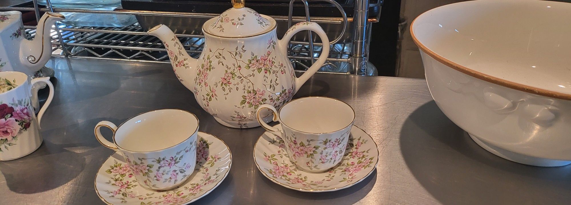 Vintage Arthur Wood & Son Staffordshire England 6643 Porcelain Tea Pot 