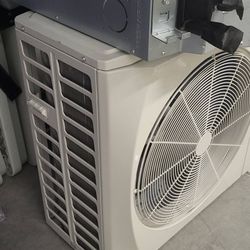 Carrier AC Unit Model 38MARBQ24AA3 Mini split