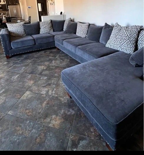 Beautiful U Shape Sectional