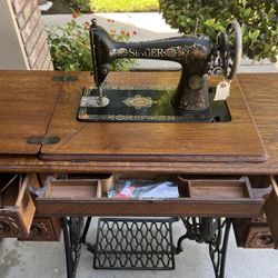 Antique Singer Sewing Machine 