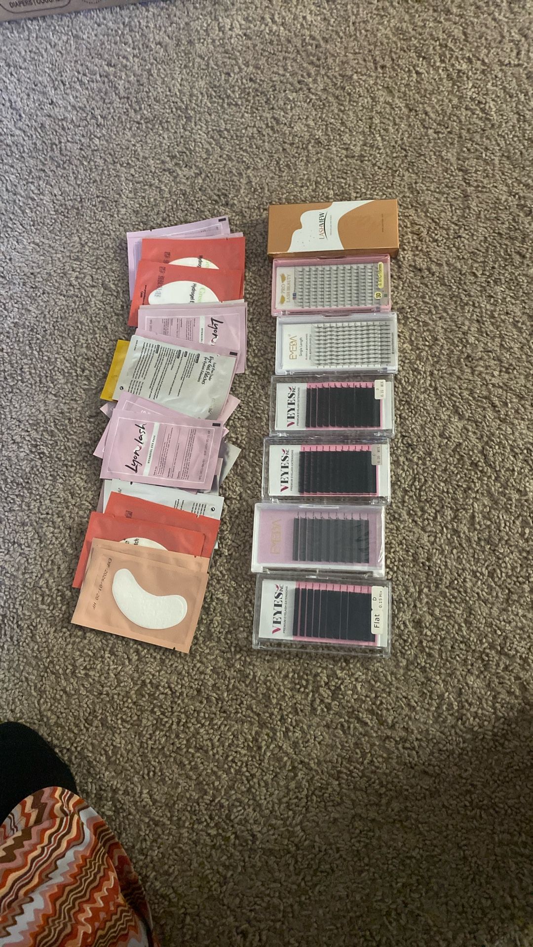 Premium Eyelash Extensions And Hydrogen Eye Patches