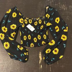 Off-shoulder Crop Top 