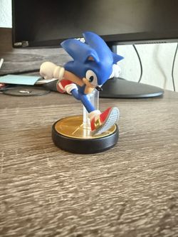 (PICKUP/LAS VEGAS LOCALS ONLY) Super Smash Bro Sonic Amiibo