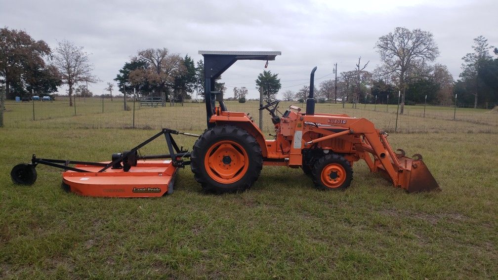 Kubota L2250 Package