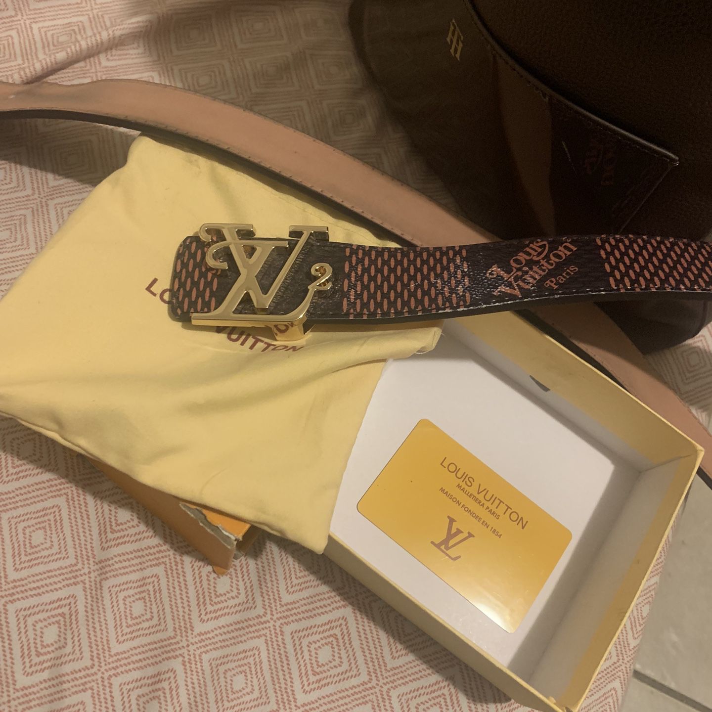 Louis Vuitton for Sale in Las Cruces, NM - OfferUp