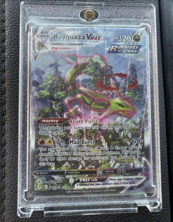 AMAZING CONDITION RAYQUAZA EVOLVING SKIES