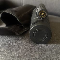 Monocular 