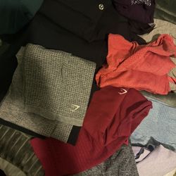 Lululemon And Gymshark Clothes 