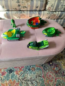 PJ Masks Gekko-Greg  with gliders/motorcycle