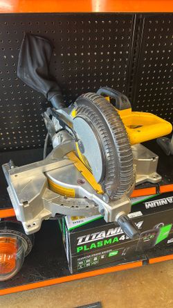 Dewalt DWS713 10 inch compound miter saw
