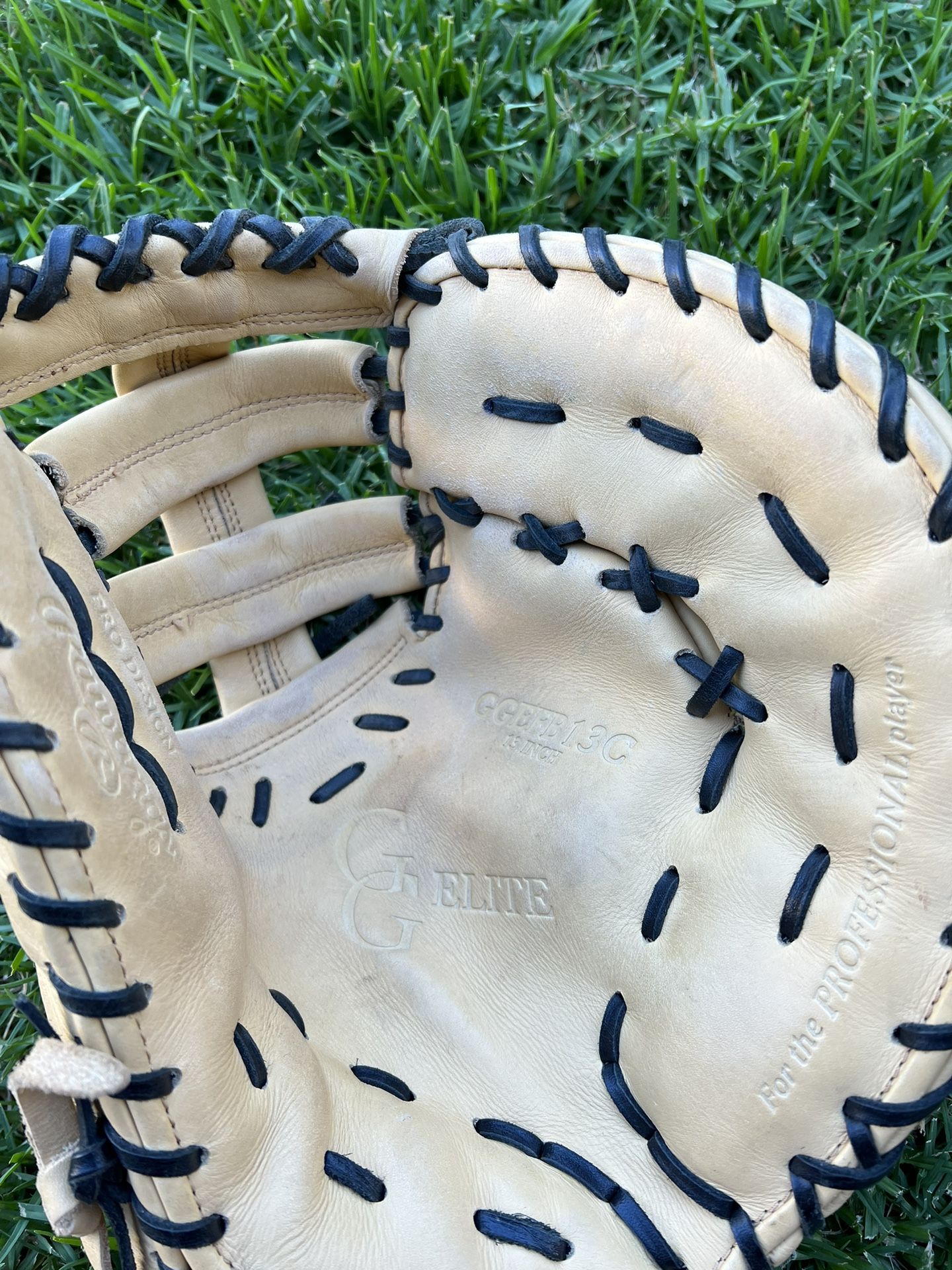First Basemen Glove for Sale in Paramount, CA OfferUp