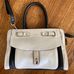 GUESS Satchel / Handbag / Purse