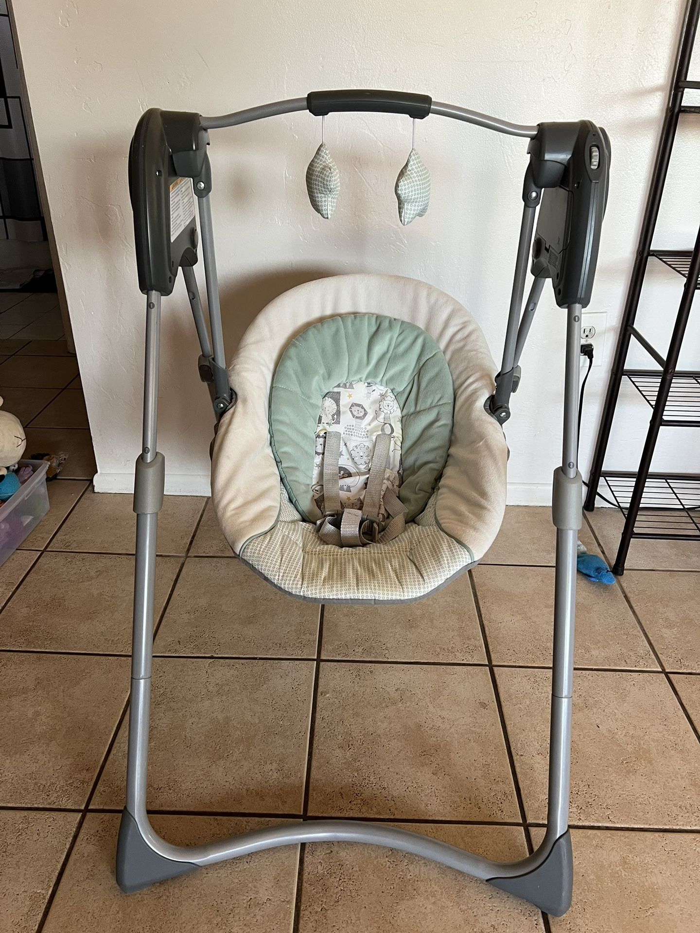 Graco Baby Swing