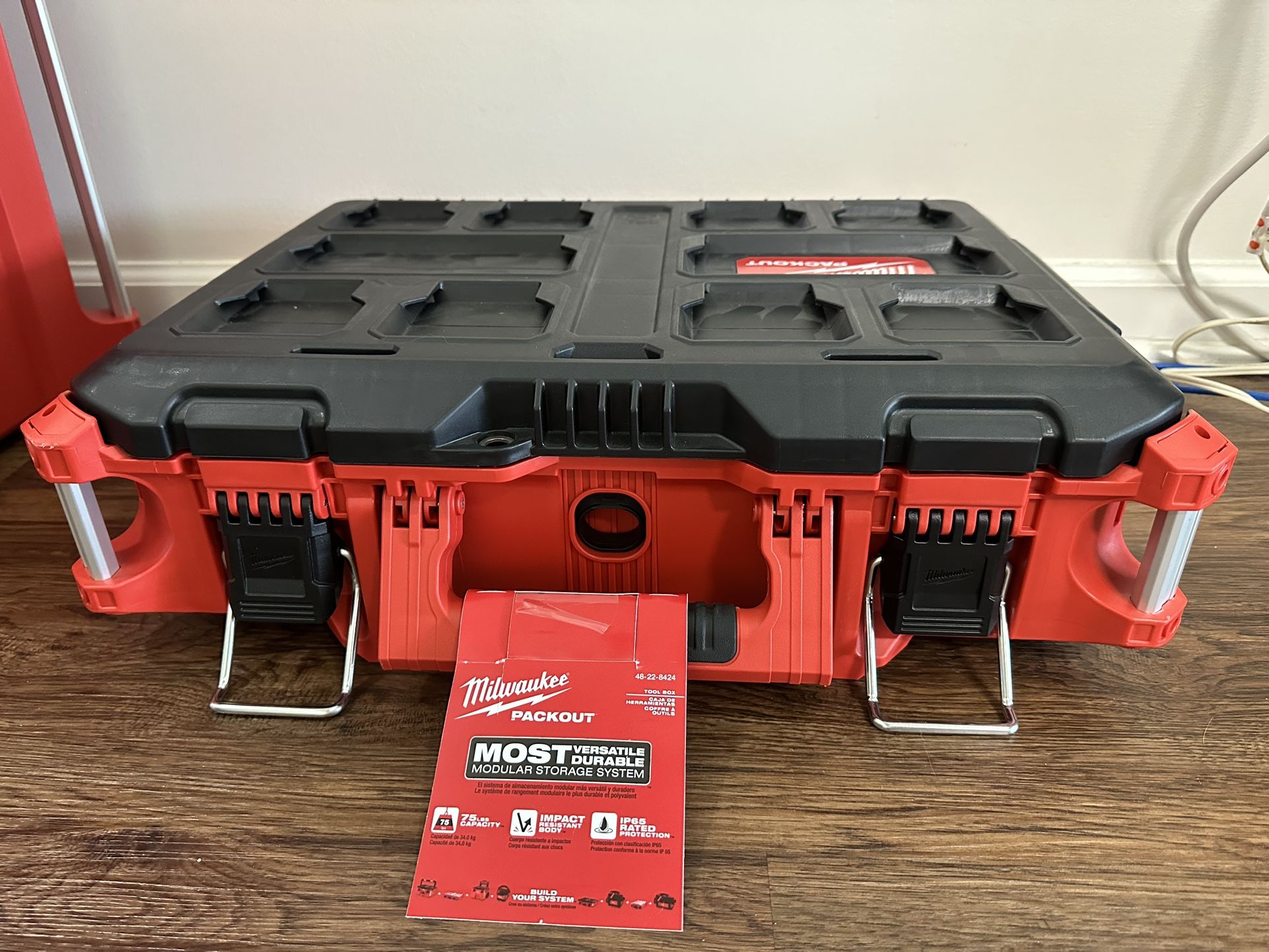 milwaukee packout medium tool box