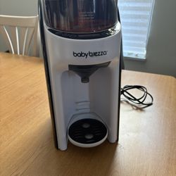 Baby Brezza Formula Maker