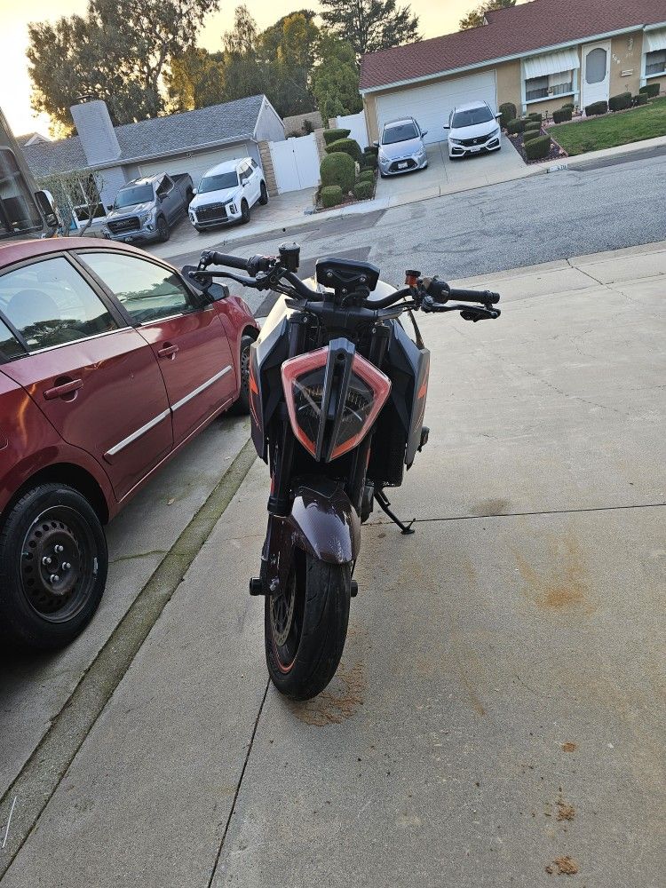 2018 KTM Super duke 1250