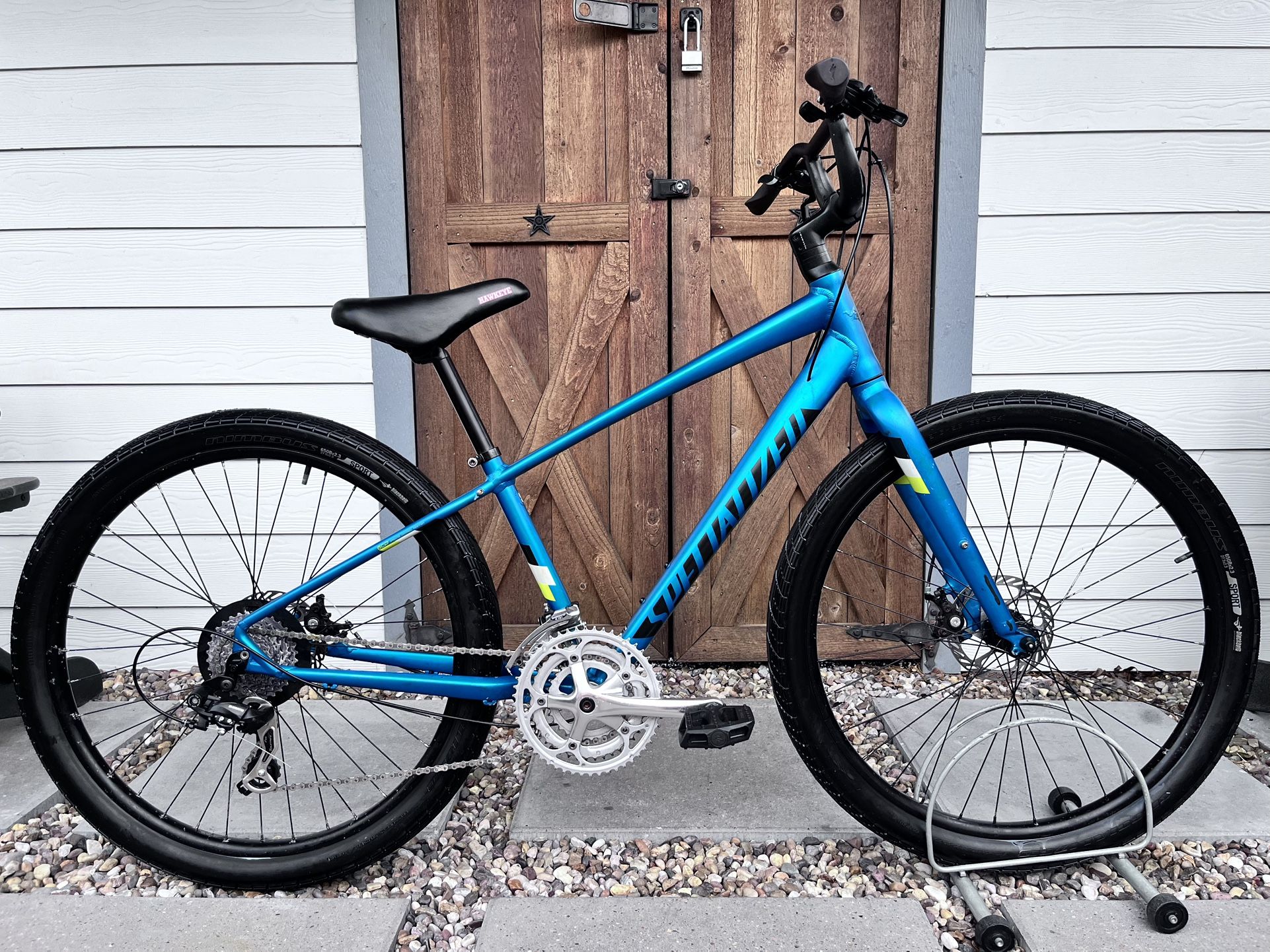 Specialized Roll Elite 27.5 Comfort Hybrid Bike