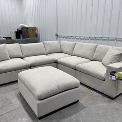 6 piece Modular sectional