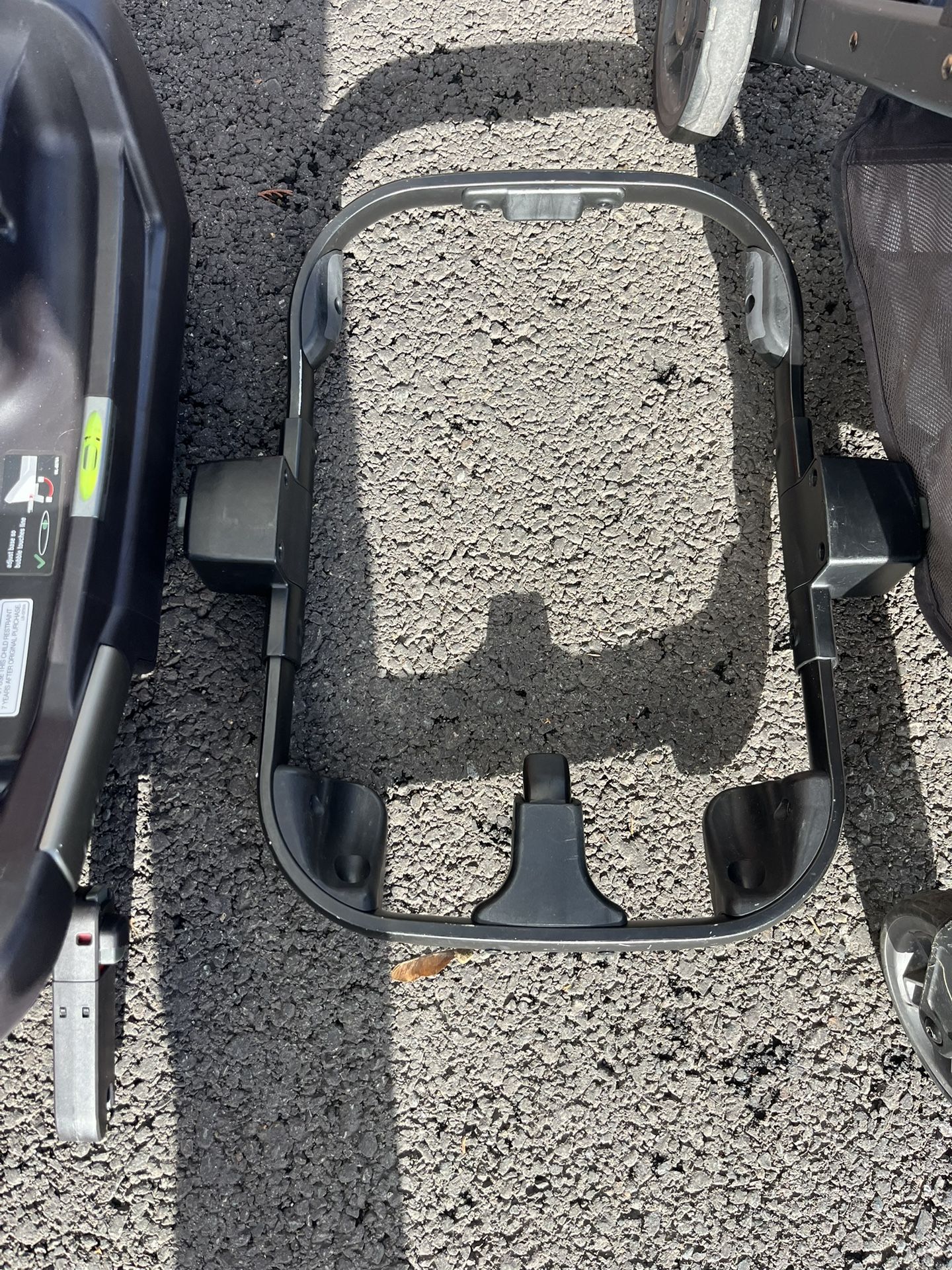 Nuna stroller with car seat and base/adapter