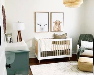 Babyletto Lolly 3 in 1 Crib + Newton Mattress + Newton Waterproof Cover + 4 Muslin crib sheets