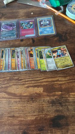 250 Pokemon cards
