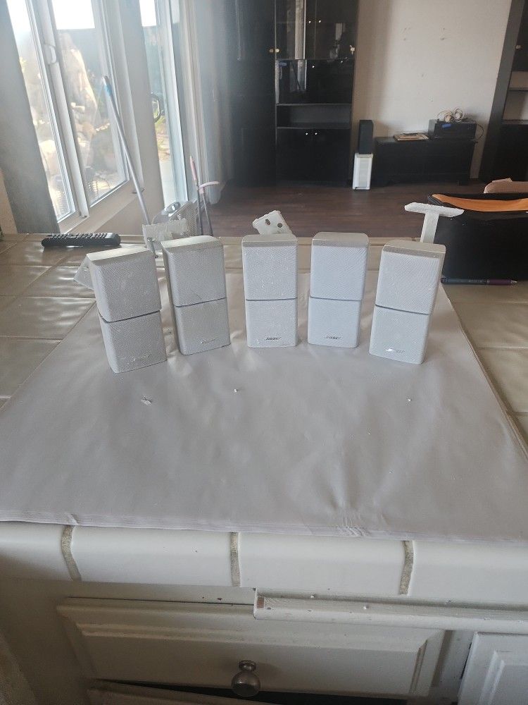 5 Bose Speakers