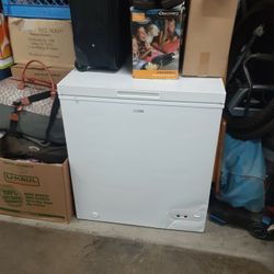 Small Apartment Freezer,  Used with a Small dent Works Good 
