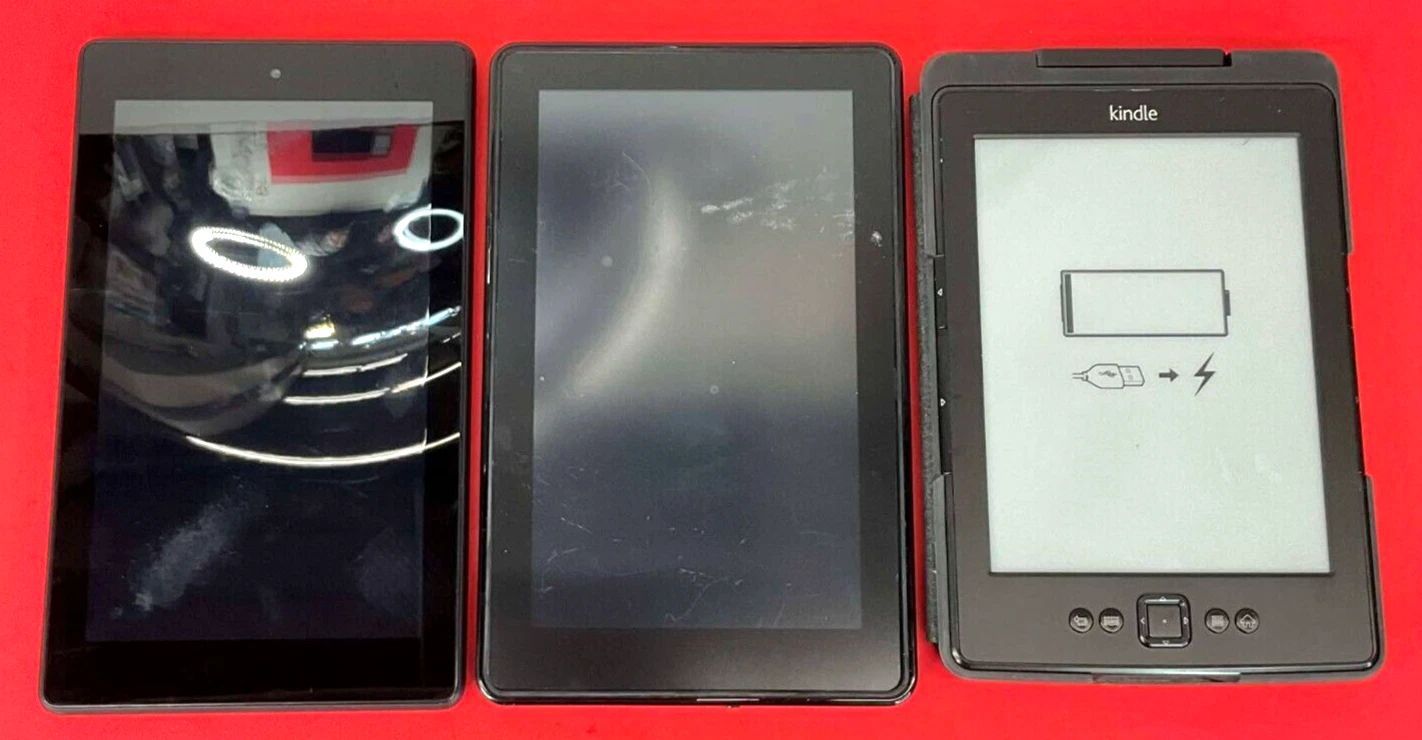 Lot Of (x3) Amazon Kindle Tablets - FOR PARTS AND REPAIR ONLY