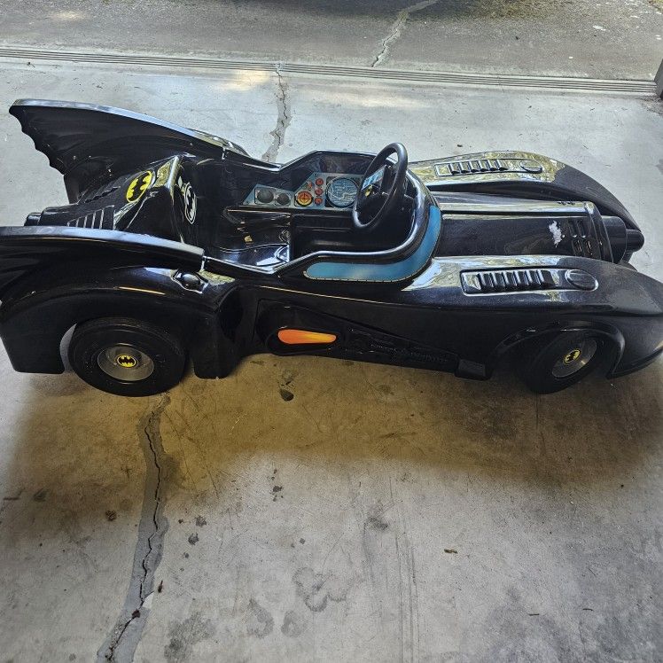 Batman Electric Car- Calling All Superheros 
