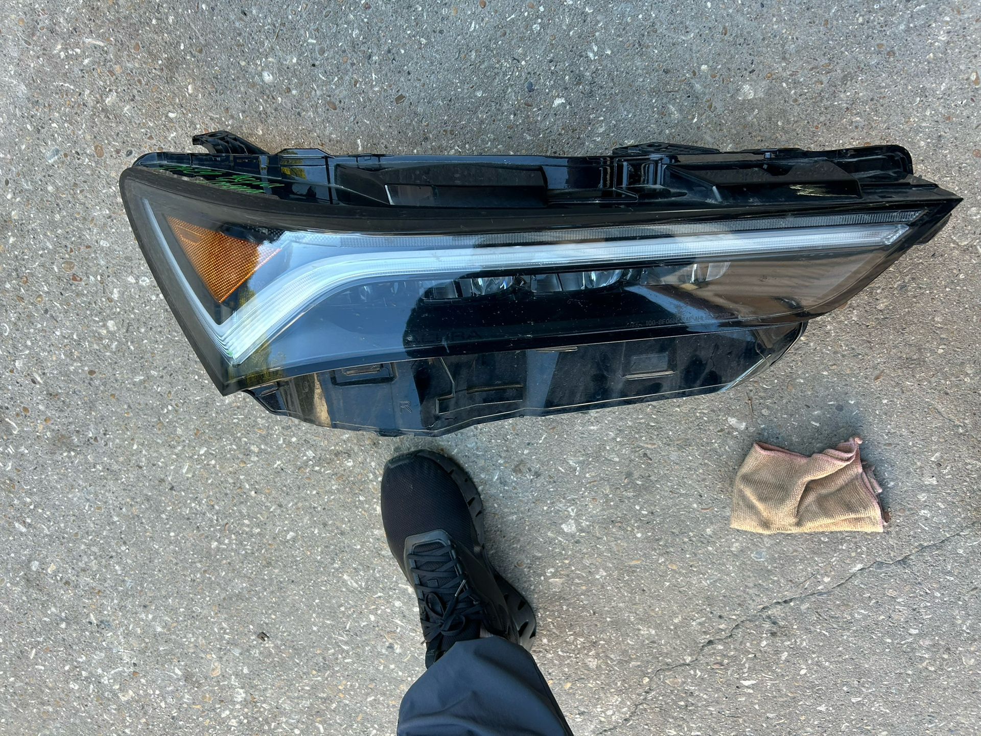 2023-25 ACURA INTEGRA RH HEADLIGHT FULL LED OEM