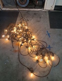 outdoor string lights, 24 + ft