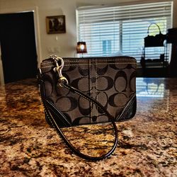 Coach Wristlet Vintage Y2K Brown Monogram Leather Trim Good Condition